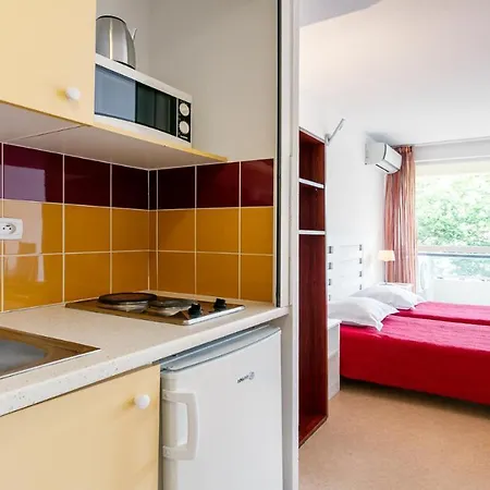 Apartahotel Vacancéole - Résidence Le Saint Clair Agde