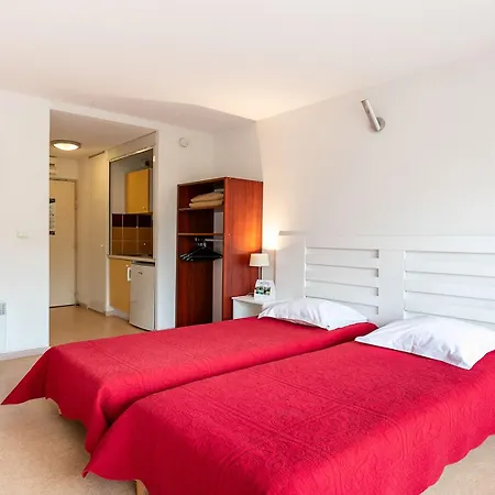Vacanceole - Le Saint Clair 2*