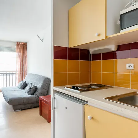 Vacanceole - Le Saint Clair 公寓式酒店