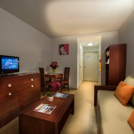 公寓式酒店 Vacanceole - Le Saint Clair 阿格德