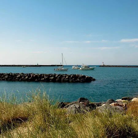 Vacanceole - Le Saint Clair Aparthotel 3*